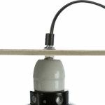 Reflektorová svorková lampa s ochrannou mřížkou, 14x19cm, 150 W (RP 5,10 Kč) — Náhled 4 z 6