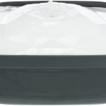 Pítko fontána Polygon, melamin/silikon, 2.5 l/ 28 × 11 × 22 cm, šedá/bílá (RP 5,10 Kč) — Náhled 1 z 6