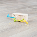 Hra pro králíky - dřevěná kostka na pamlsky 16x6x7 cm — Náhled 6 z 6