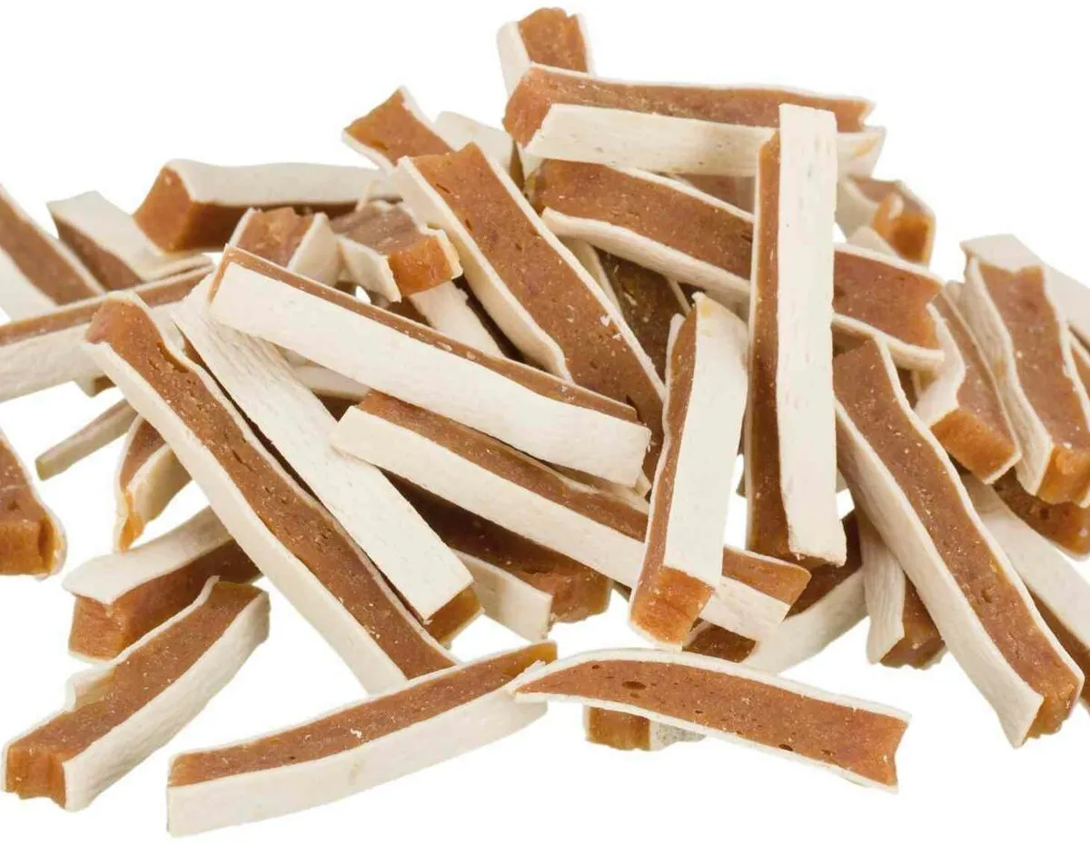 Premio FISH RABBIT STRIPES kousky s rybou a králíkem 100 g