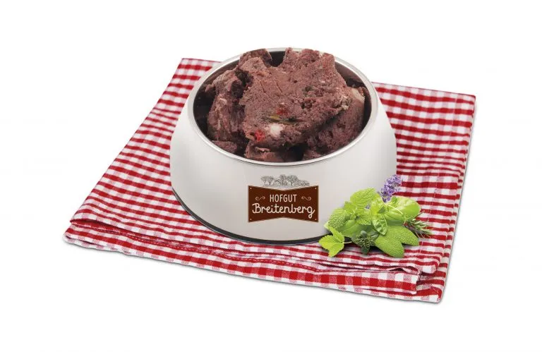 Hofgut Dog Adult konzerva hovězí, zelenina a bylinky