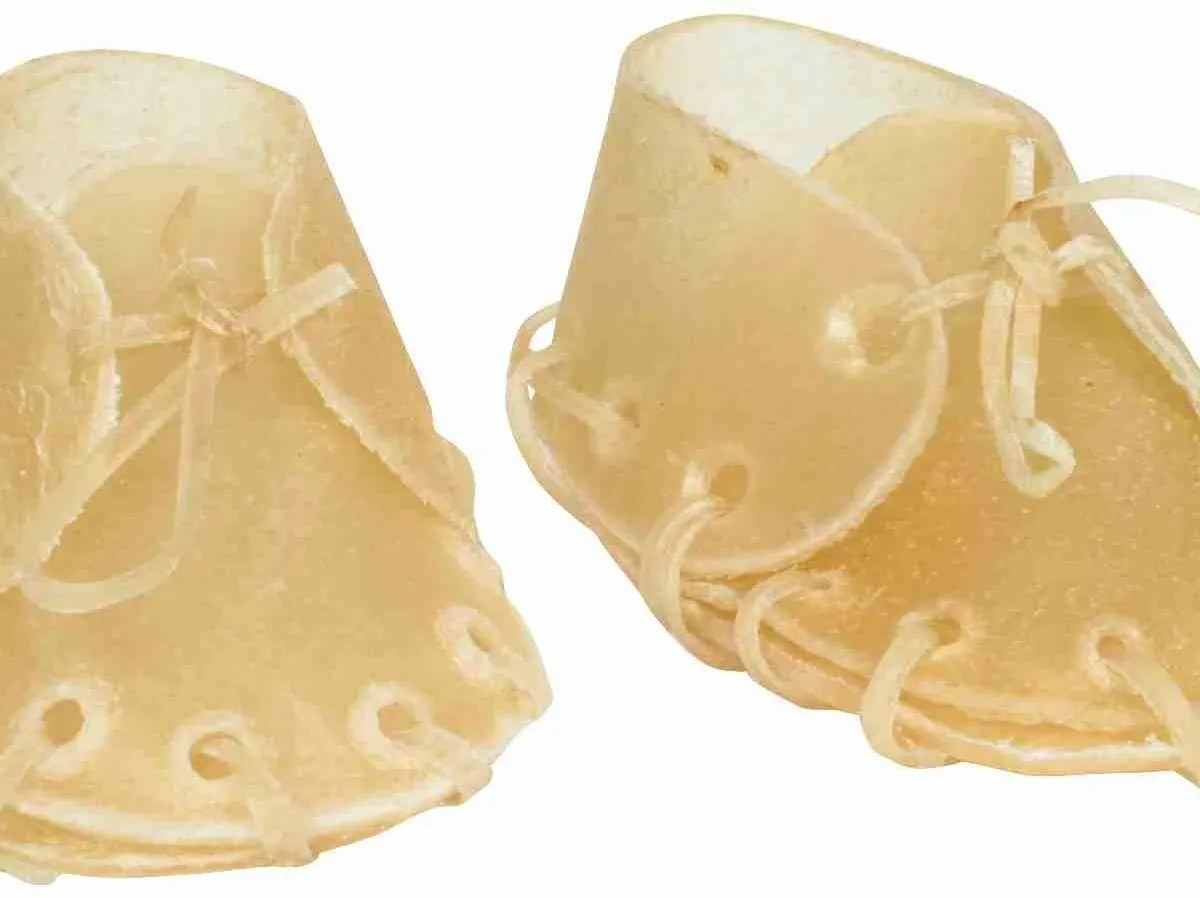 Botička buvolí kůže střední 12cm (2 x 18 g)